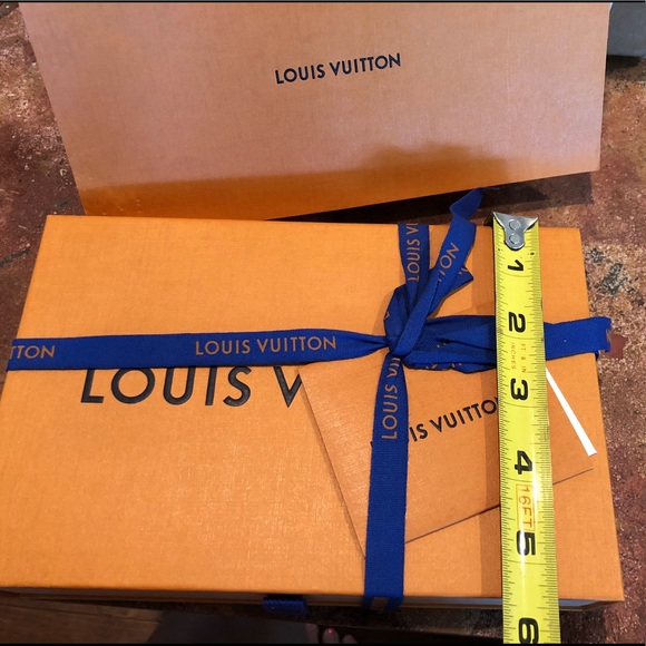 Louis Vuitton box - Picture 6 of 9